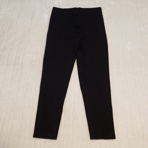 HUE Black Flat Front Pull On Pants - Picture 8 of 16